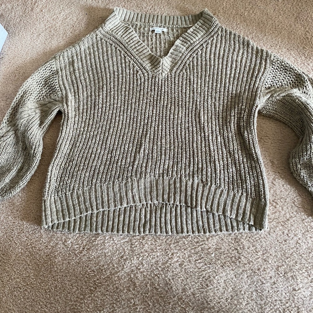 Sweater - Picture 2 of 3